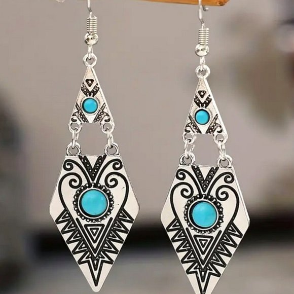 Jewelry - 💸💲$10 Geometric With Turquoise Dangle Earrings